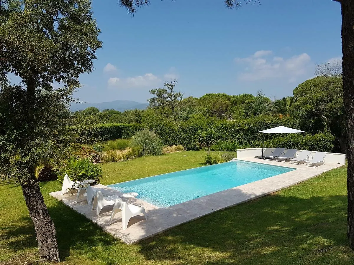 Villa White Saint-Tropez 0*,  France